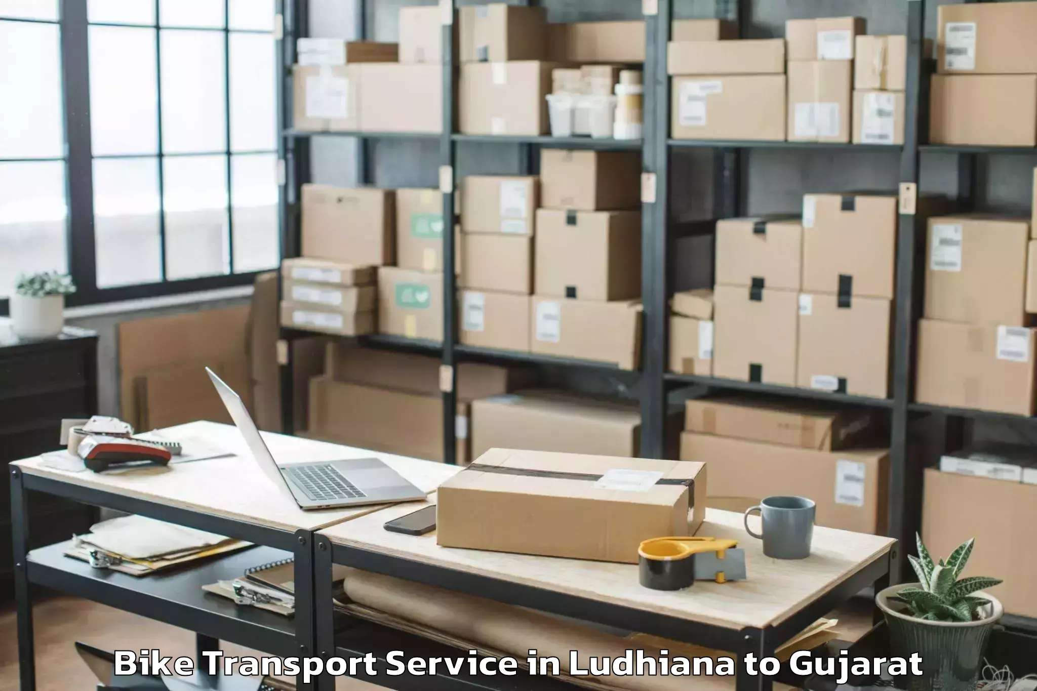 Book Ludhiana to Veer Narmad South Gujarat Univ Bike Transport Online